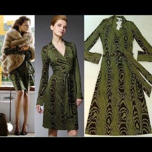 DVF jeanne wood grain wrap dress